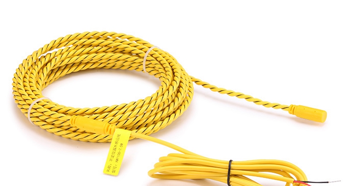 漏水檢測繩解決微模塊數(shù)據(jù)中心冷卻系統(tǒng)的漏水隱患 漏水檢測繩解決微模塊數(shù)據(jù)中心冷卻系統(tǒng)的漏水隱患