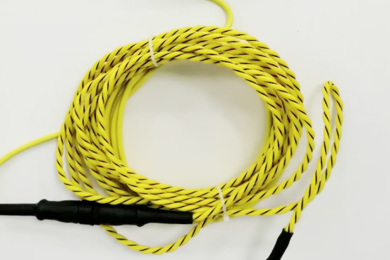 機(jī)房水浸傳感器:守護(hù)數(shù)據(jù)中心安全的“守護(hù)神” 機(jī)房水浸傳感器:守護(hù)數(shù)據(jù)中心安全的“守護(hù)神”